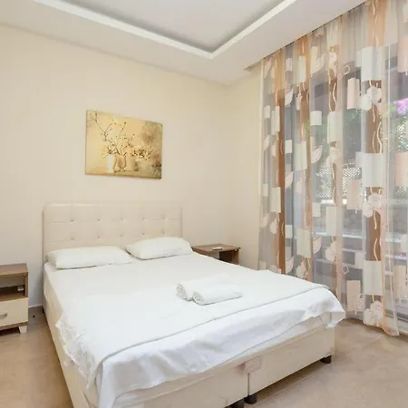Deniz Ve Doğa Manzaralı 4+2 Dilara Villa Göcek